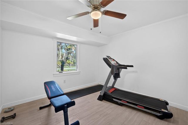 5100 Mahogany Ridge DR, Naples, FL 34119