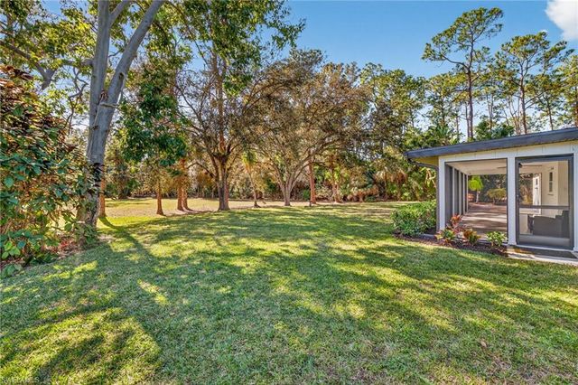 5100 Mahogany Ridge DR, Naples, FL 34119