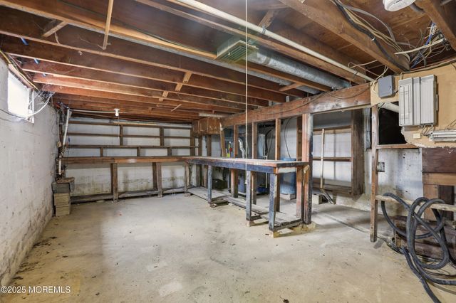 2930 Us 9, Howell, NJ 07731