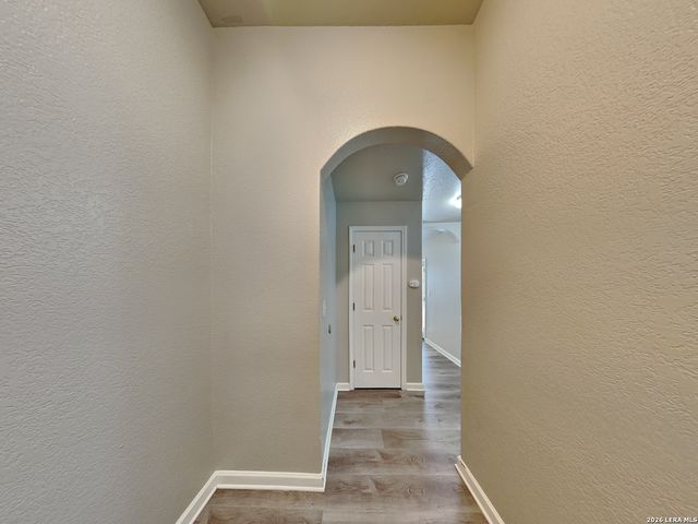 9822 Vandenberg, San Antonio, TX 78245