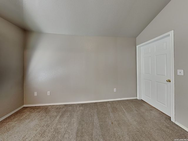 9822 Vandenberg, San Antonio, TX 78245
