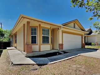 9822 Vandenberg, San Antonio, TX 78245
