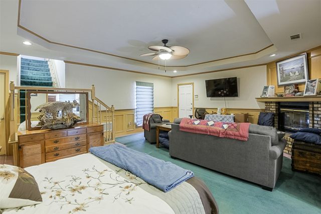 813 Shady Creek Drive, Kennedale, TX 76060