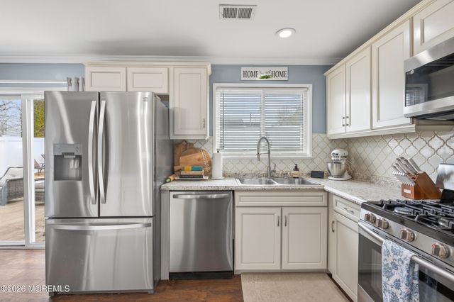 74 Barnegat Boulevard S, Barnegat, NJ 08005