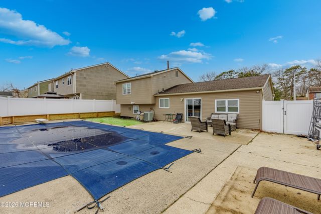 74 Barnegat Boulevard S, Barnegat, NJ 08005