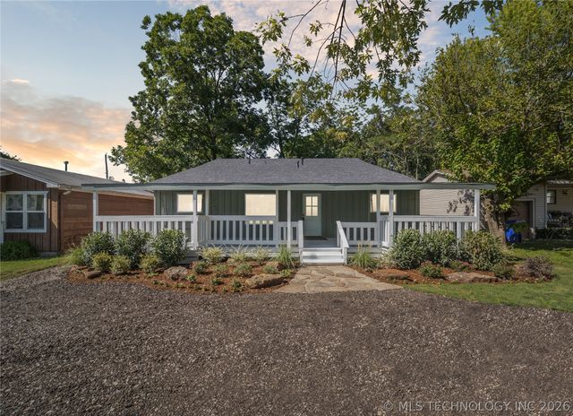 512 W Dallas Street W, Broken Arrow, OK 74012