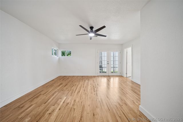 512 W Dallas Street W, Broken Arrow, OK 74012