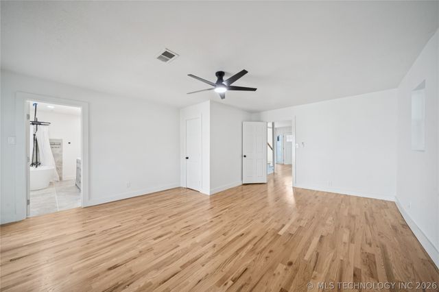512 W Dallas Street W, Broken Arrow, OK 74012