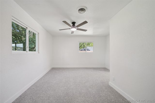 512 W Dallas Street W, Broken Arrow, OK 74012