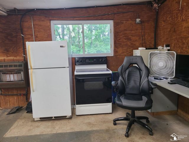 2807 W Smith Road, Bedford Twp, MI 48144