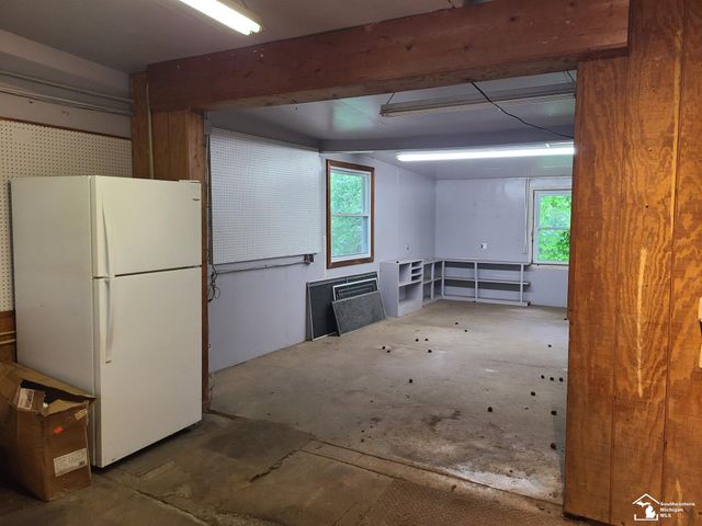 2807 W Smith Road, Bedford Twp, MI 48144