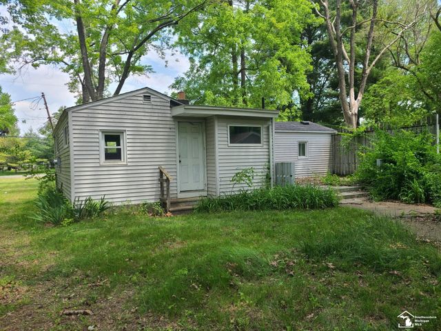 2807 W Smith Road, Bedford Twp, MI 48144
