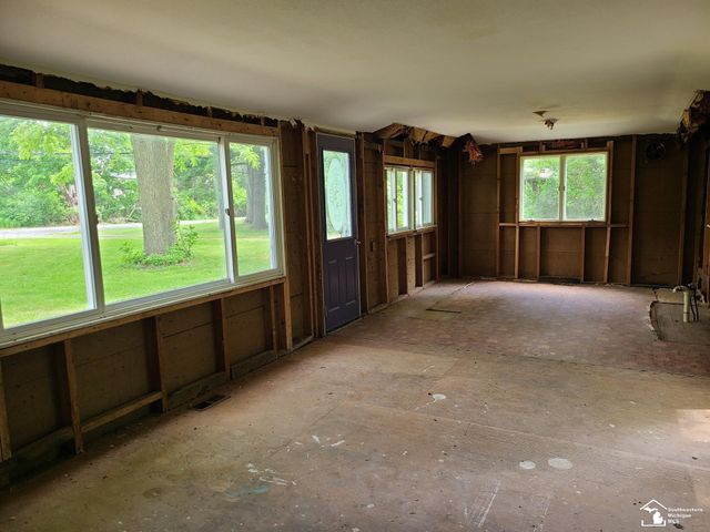 2807 W Smith Road, Bedford Twp, MI 48144