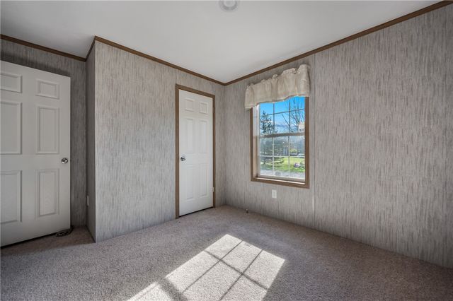 69 S Summit 102, West Salem Twp, PA 16125