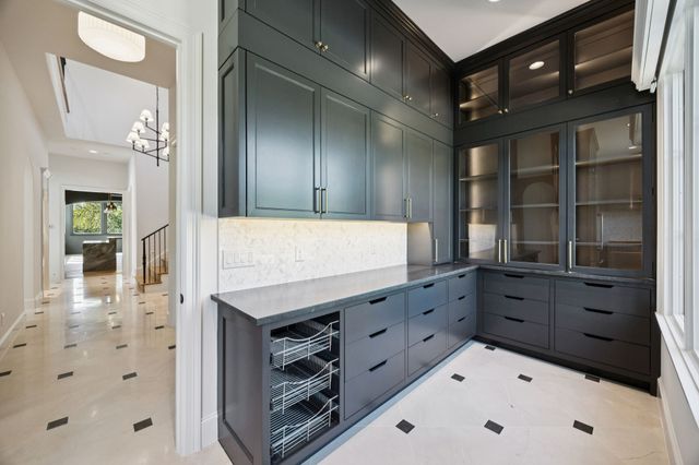 1847 Broken Bend Drive, Westlake, TX 76262