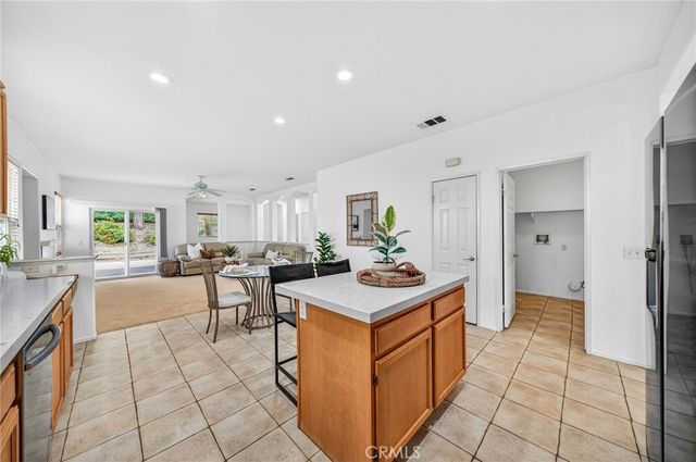 28502 Oasis View Cir, Menifee, CA 92584