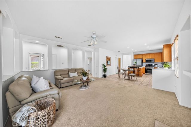 28502 Oasis View Cir, Menifee, CA 92584