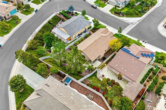 28502 Oasis View Cir, Menifee, CA 92584