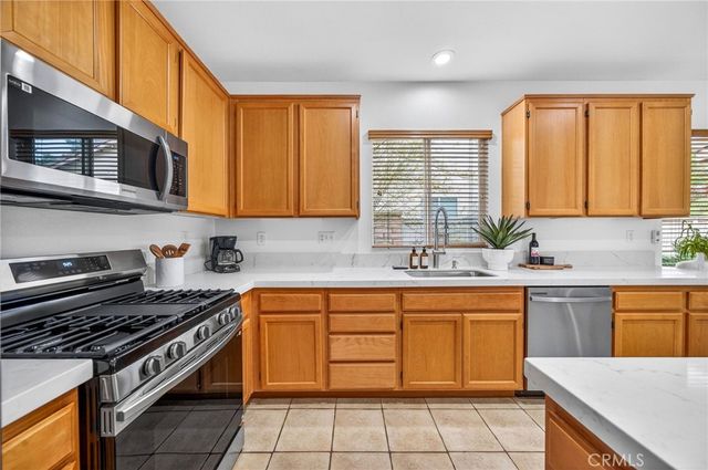 28502 Oasis View Cir, Menifee, CA 92584