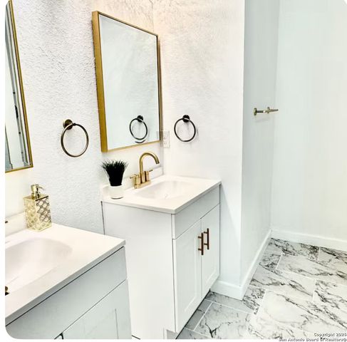 1414 hicks, San Antonio, TX 78210