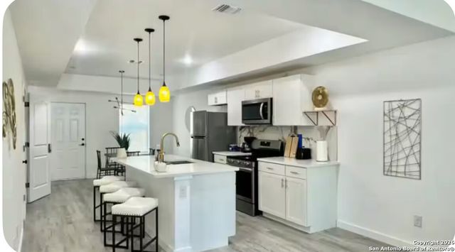 1414 hicks, San Antonio, TX 78210