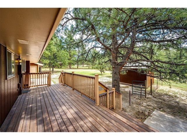 33802 Meadowlark Dr, Elizabeth, CO 80107