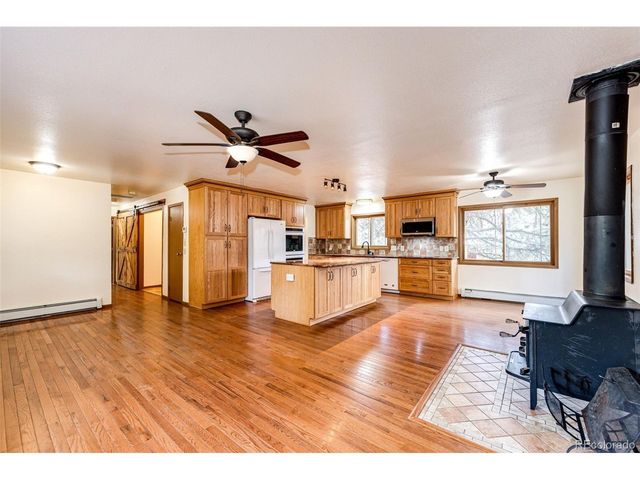 33802 Meadowlark Dr, Elizabeth, CO 80107
