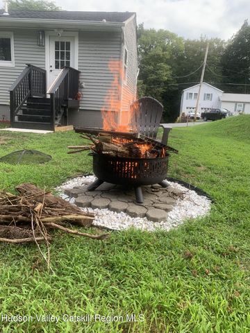 83 Marple Road Extension, Arlington, NY 12603