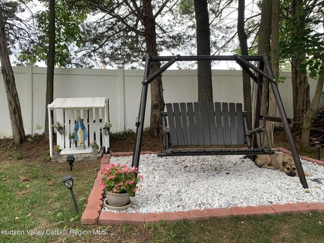 83 Marple Road Extension, Arlington, NY 12603