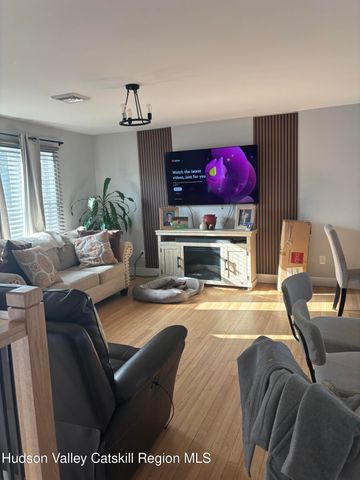 83 Marple Road Extension, Arlington, NY 12603