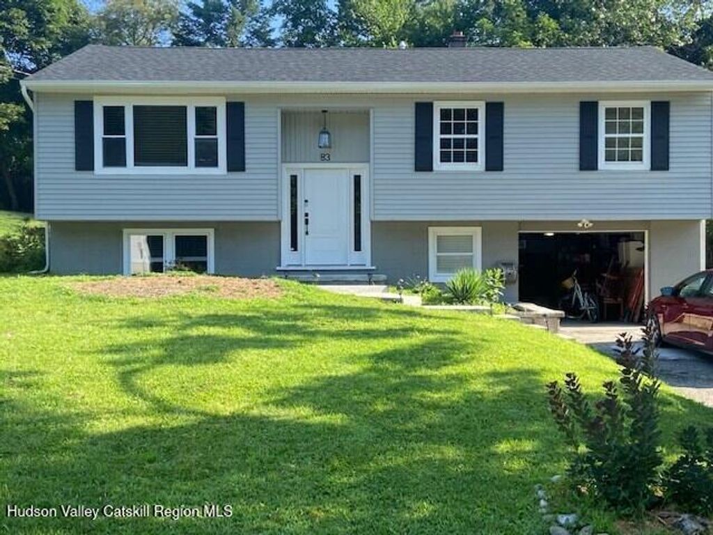 83 Marple Road Extension, Arlington, NY 12603