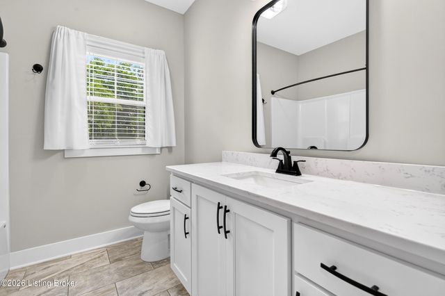 173 Alexander Way, Fisherville, KY 40023
