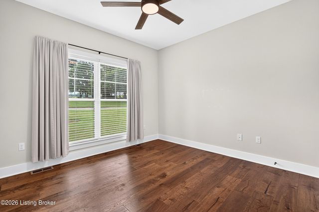 173 Alexander Way, Fisherville, KY 40023