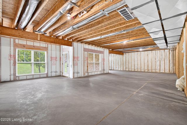 173 Alexander Way, Fisherville, KY 40023