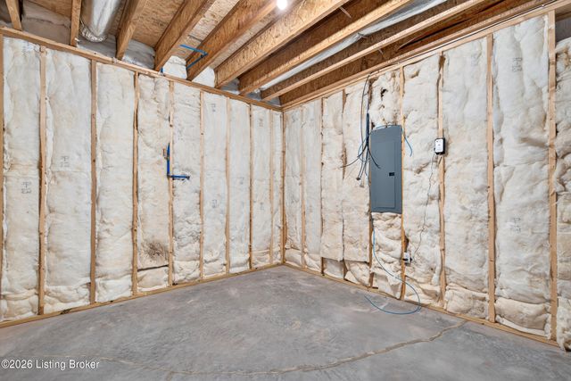 173 Alexander Way, Fisherville, KY 40023