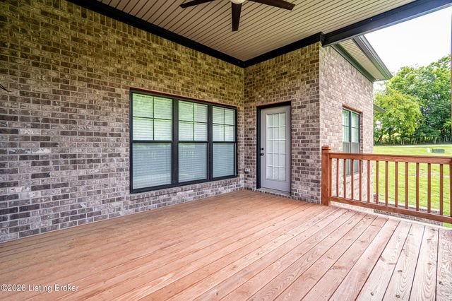 173 Alexander Way, Fisherville, KY 40023