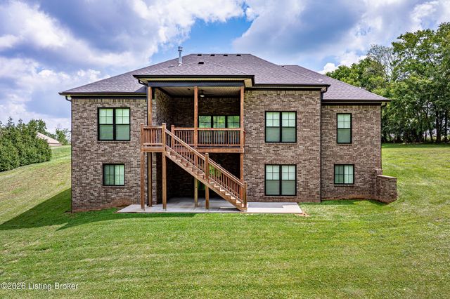 173 Alexander Way, Fisherville, KY 40023