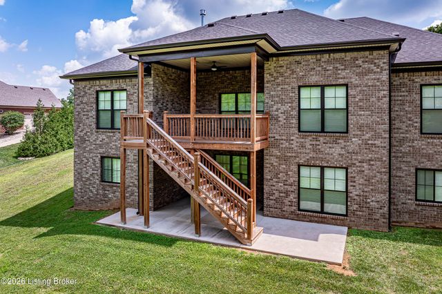 173 Alexander Way, Fisherville, KY 40023