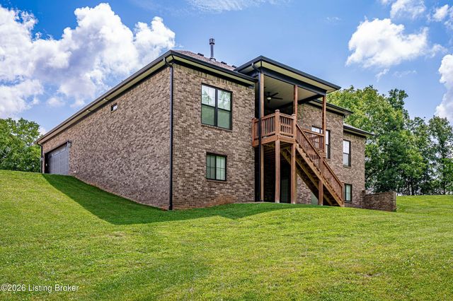 173 Alexander Way, Fisherville, KY 40023