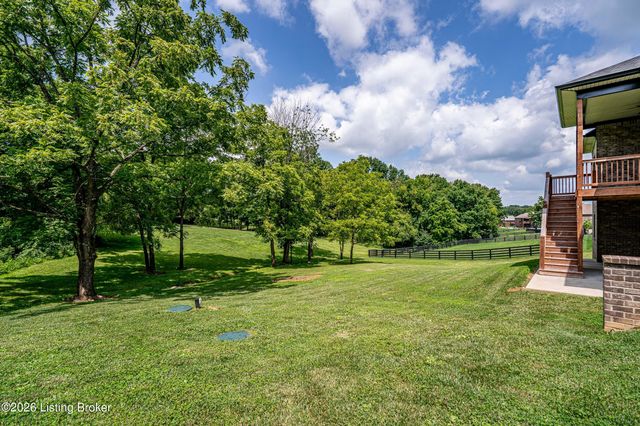 173 Alexander Way, Fisherville, KY 40023