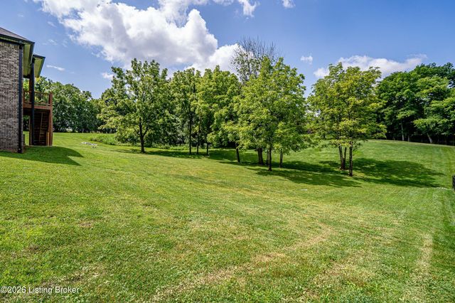 173 Alexander Way, Fisherville, KY 40023