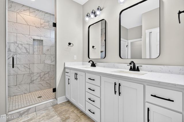173 Alexander Way, Fisherville, KY 40023