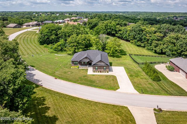 173 Alexander Way, Fisherville, KY 40023