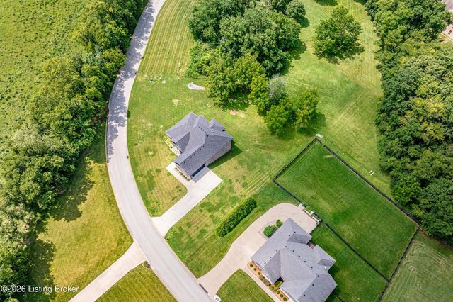 173 Alexander Way, Fisherville, KY 40023