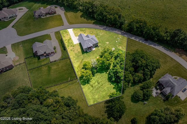 173 Alexander Way, Fisherville, KY 40023