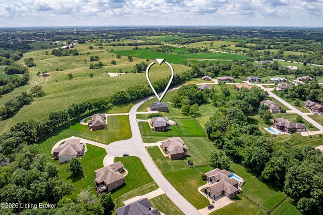 173 Alexander Way, Fisherville, KY 40023
