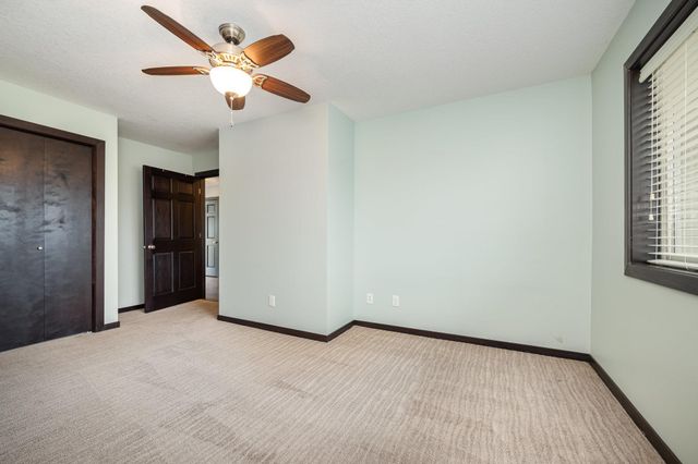 905 Wencel Avenue NE, New Prague, MN 56071