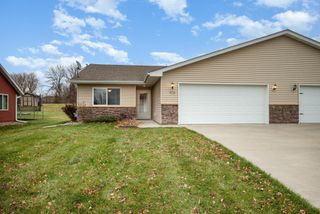 905 Wencel Avenue NE, New Prague, MN 56071