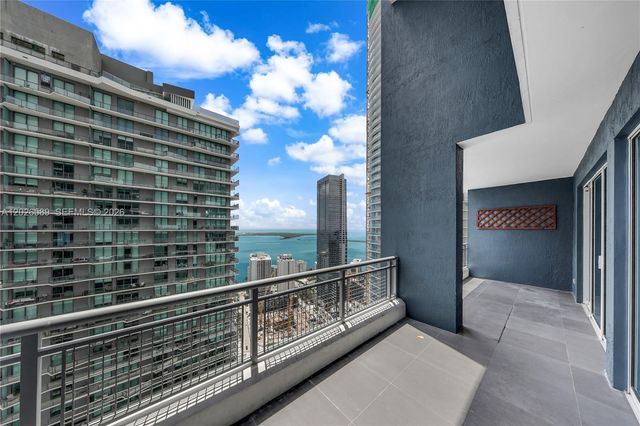 60 SW 13th St 4404, Miami, FL 33130