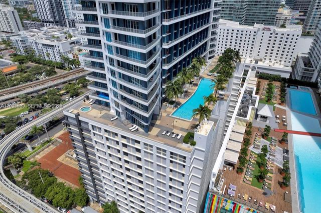 60 SW 13th St 4404, Miami, FL 33130